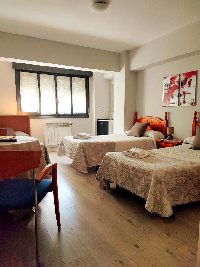 Pension Pesquero Burgo Buitenkant foto
