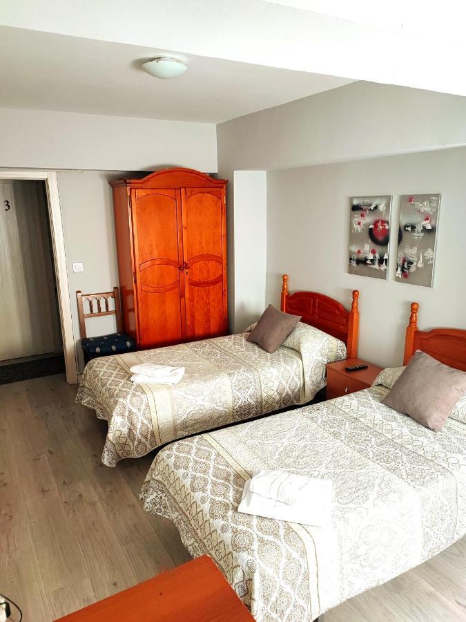 Pension Pesquero Burgo Buitenkant foto